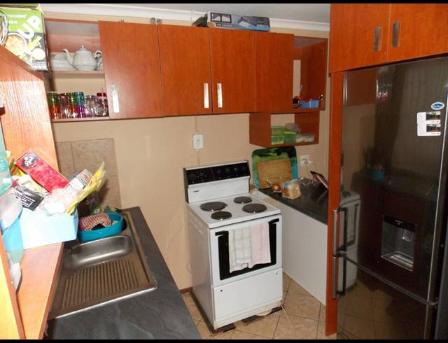 3 BEDROOM HOUSE SOLD IN THE ORCHARDS